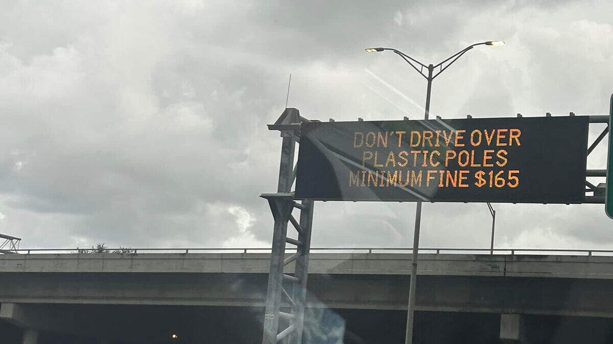 Guide to I-95 express lanes and plastic poles in Florida | Miami